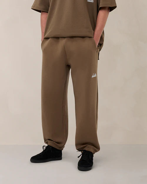 Signature Oversized Jogger