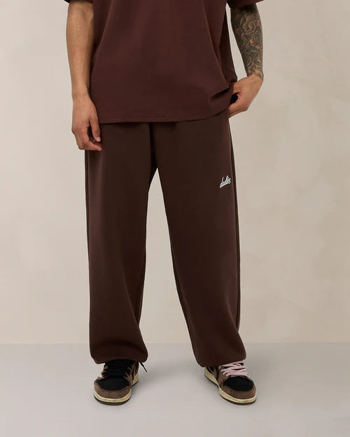 Signature Oversized Jogger
