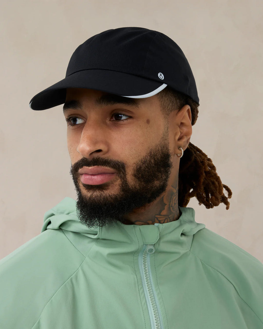 Depth Reflective Pet Zwart
